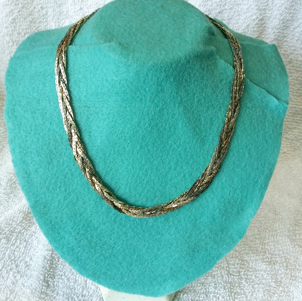 Women's 3 stranded criss cross stylen